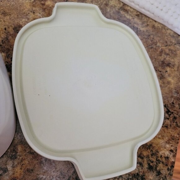Corning Ware Solid White A-1-B Casserole w/Plastic Lid (A-1-PC) 1 Quart EUC - Picture 7 of 8